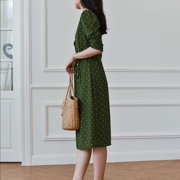 Simple Retro Jade Chiffon Tea Dress - Picture 2 of 5